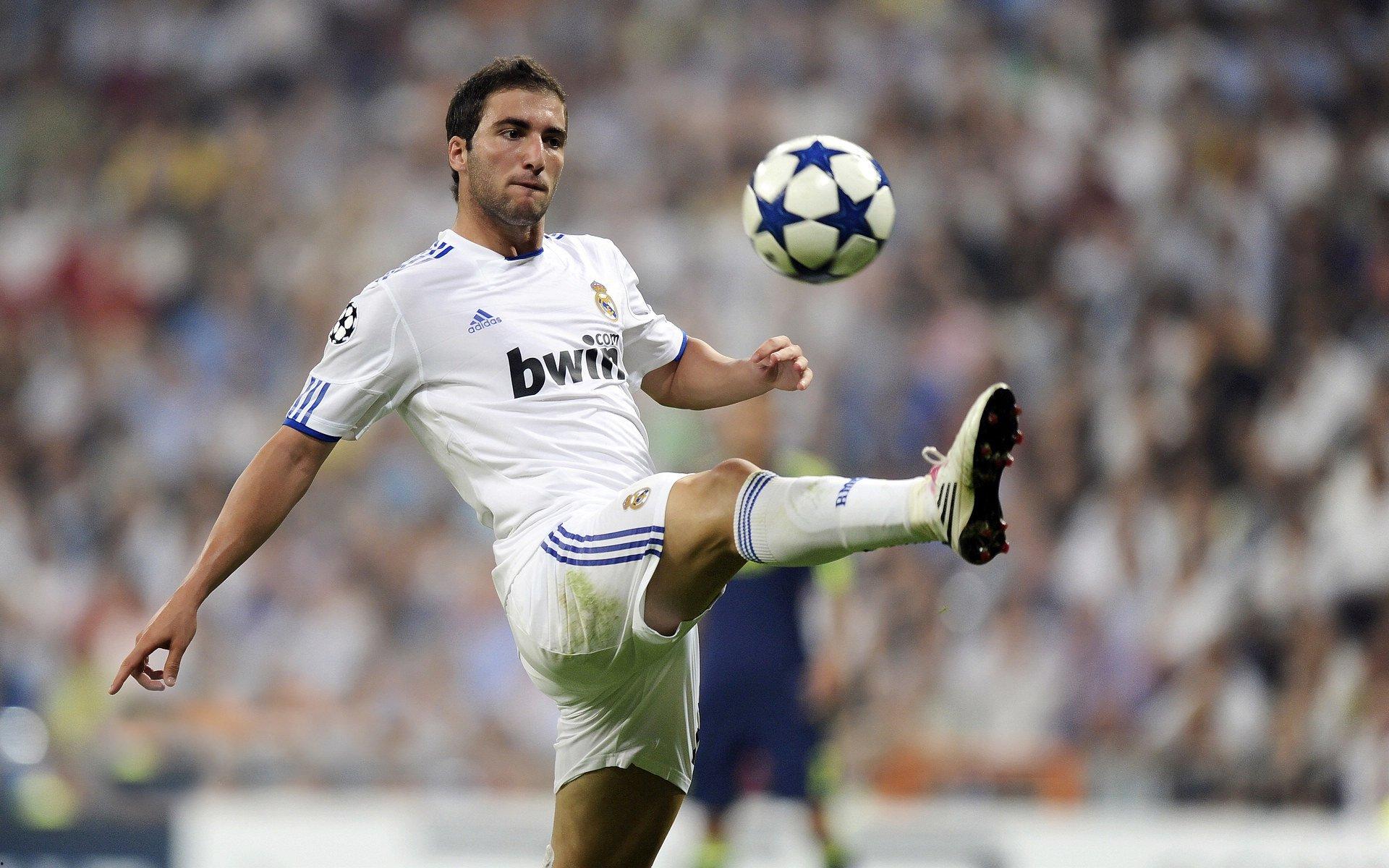 加尔捷盛赞MNM回撤战术激活全队 姆巴佩直言巴黎短暂沉睡后觉醒